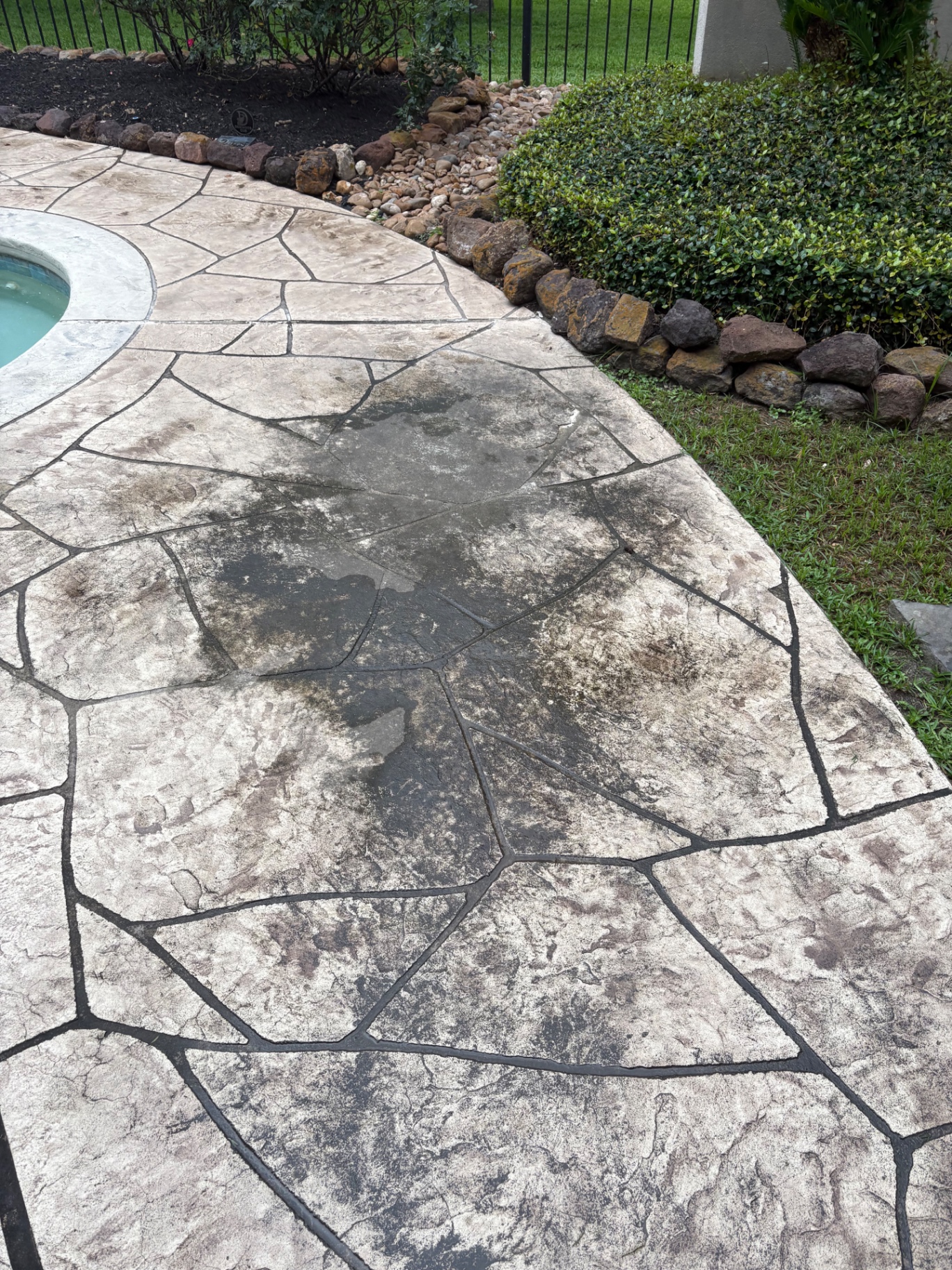 Before patio cleaning